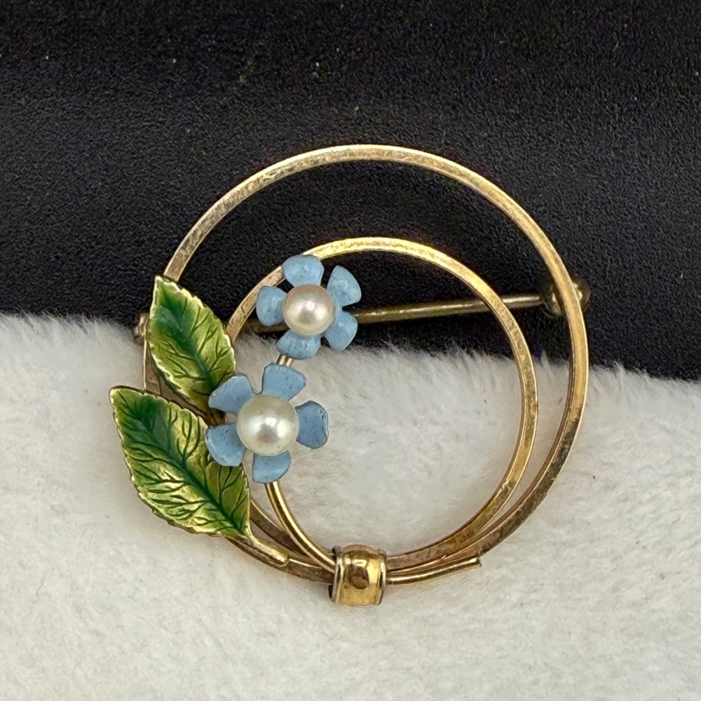 Vintage Krementz Brooch Forget Me Knot Flower Gold Tone Enamel‎ Imitation Pearl